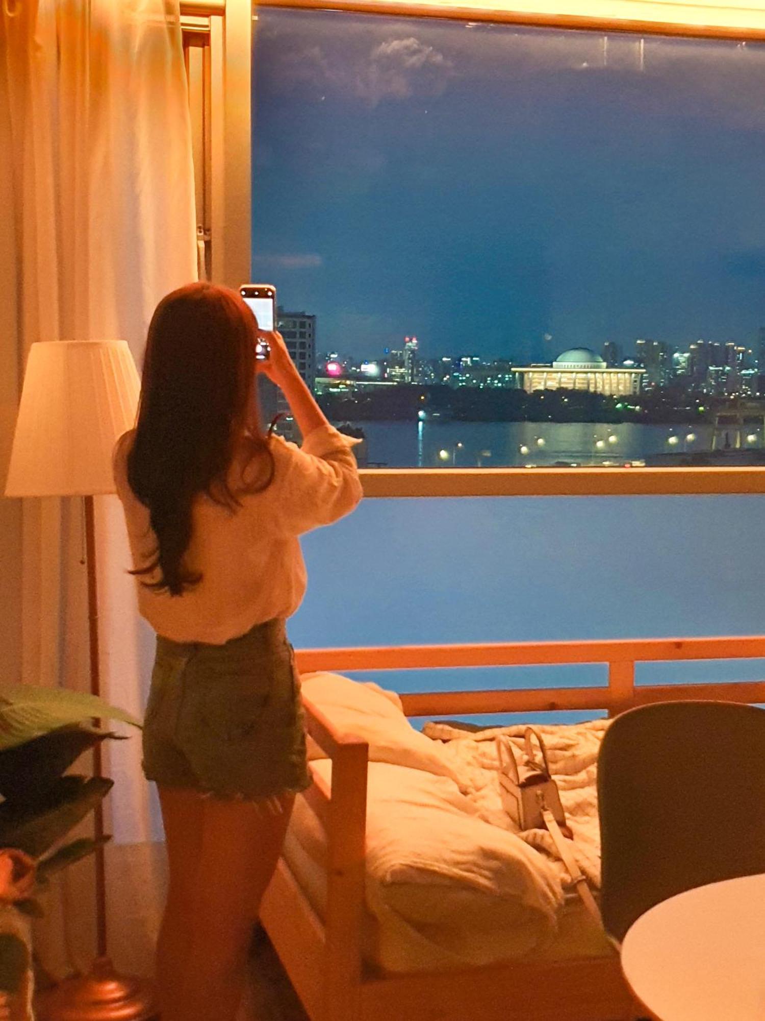 อพาร์ทเม้น Fall In The View
