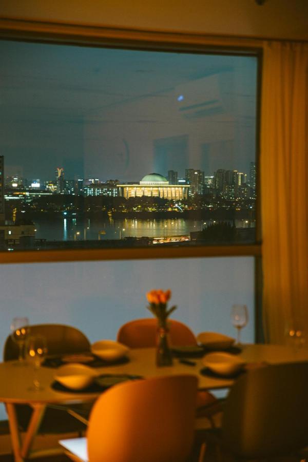 Apartment Fall In The View *